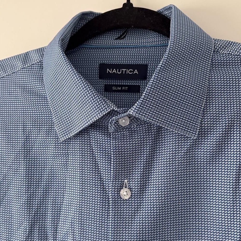 Two Nautica Men's Patterned Blue Button Down Shirts